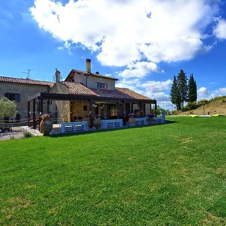 Ciciliano Sleeps 14 Pool Wifi * Monte Santa Maria Tiberina