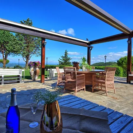 Villa Ciciliano Sleeps 14 Pool Wifi